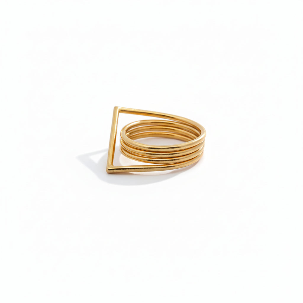 Handgefertigter Ring "Cross The Line"