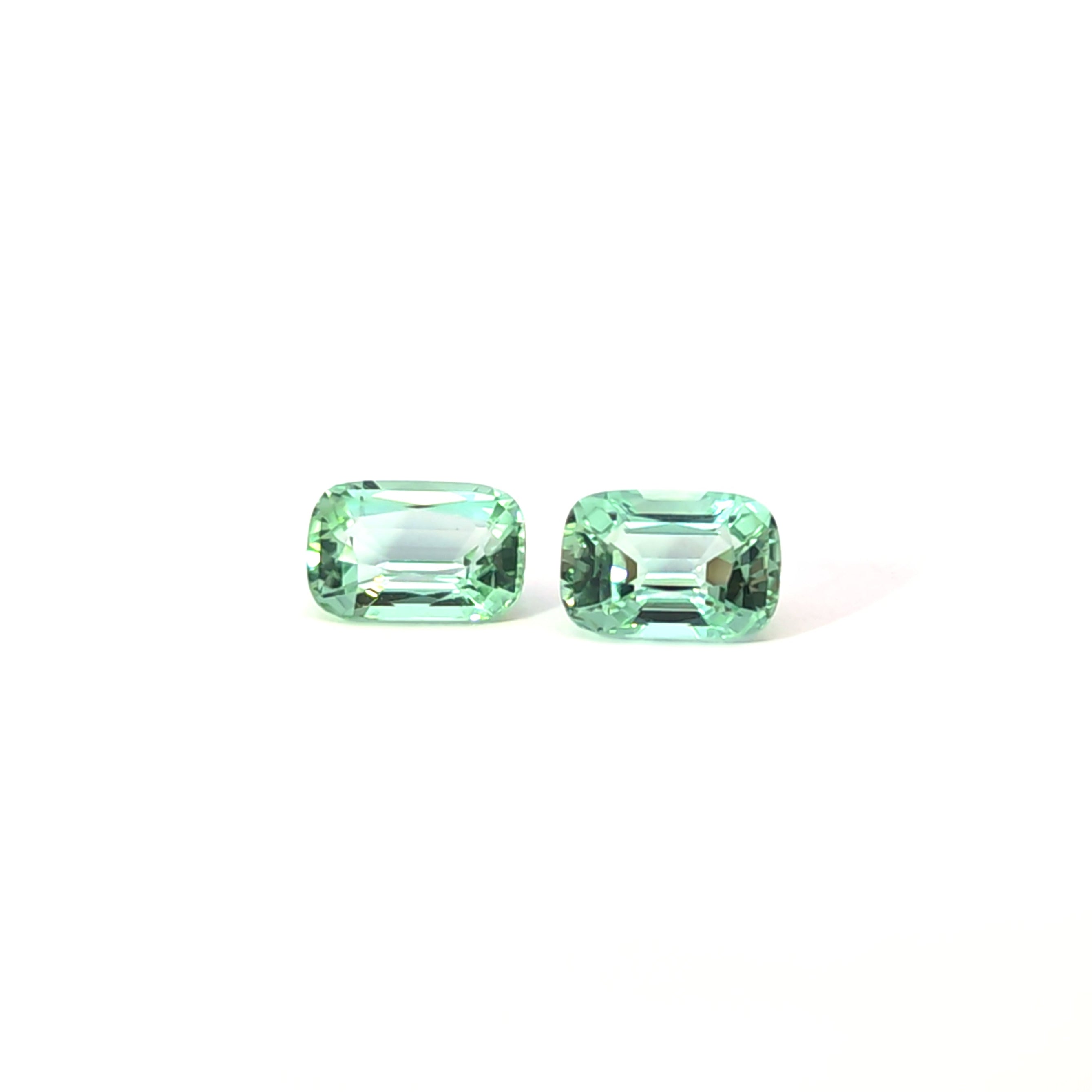 Kalibriertes Paar grüner Turmaline, 4.36ct