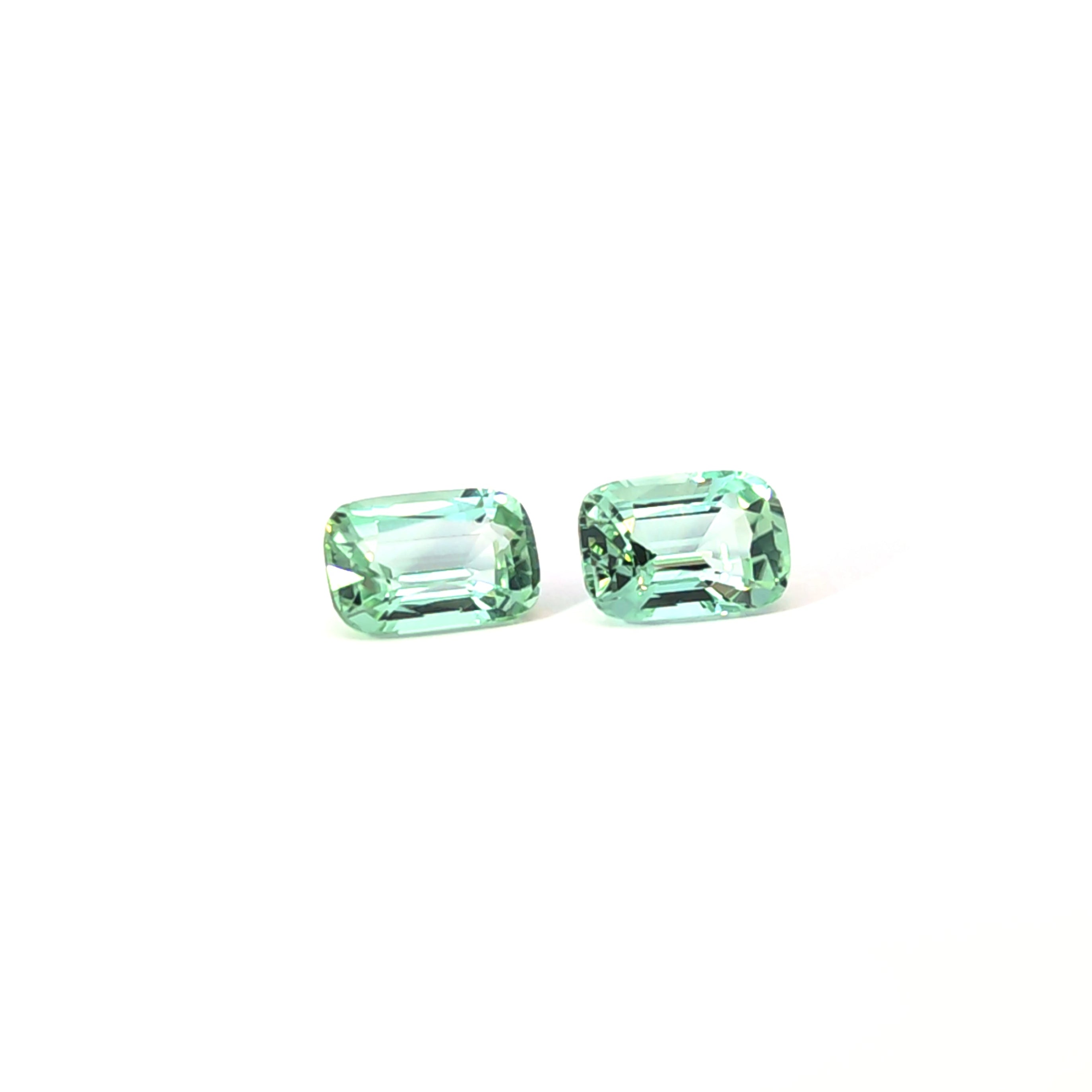 Kalibriertes Paar grüner Turmaline, 4.36ct