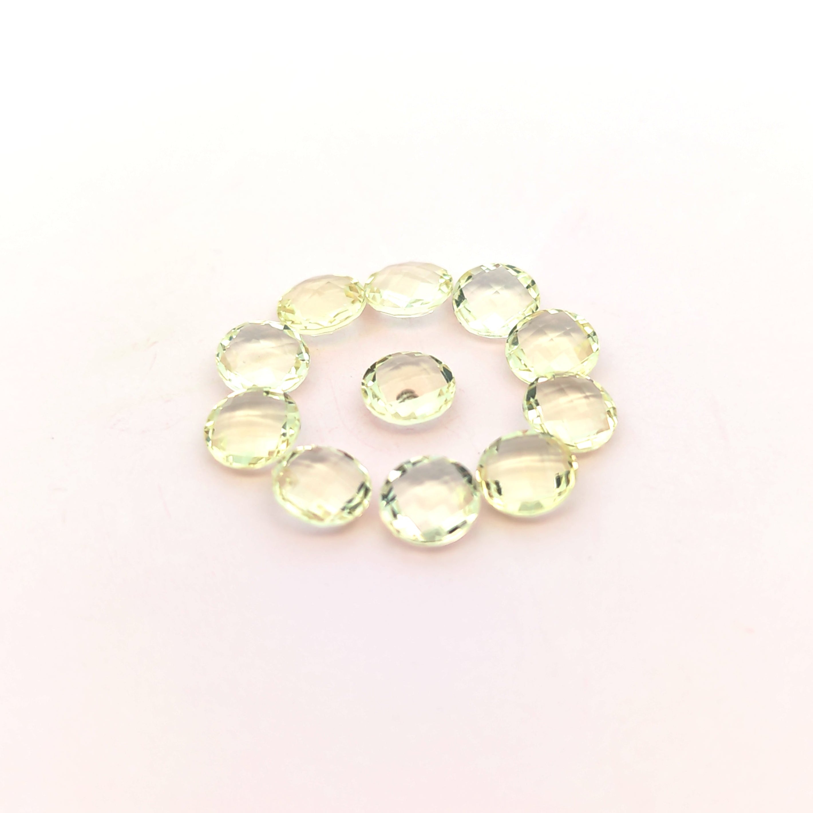 Kalibriertes Lot Zitronenquarz, 16.00ct/11pcs