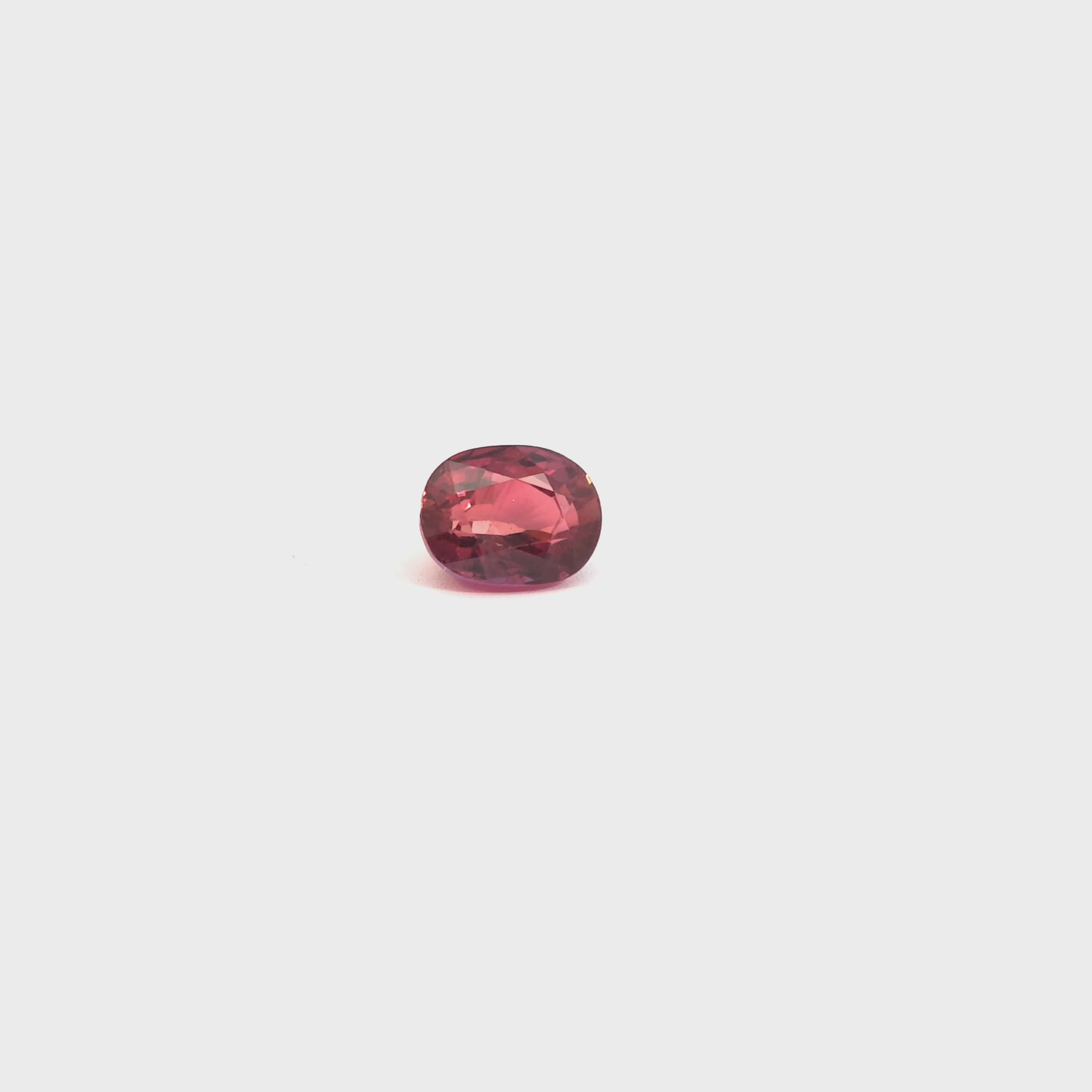Unerhitzter pinker Mosambik-Saphir, 1.42ct