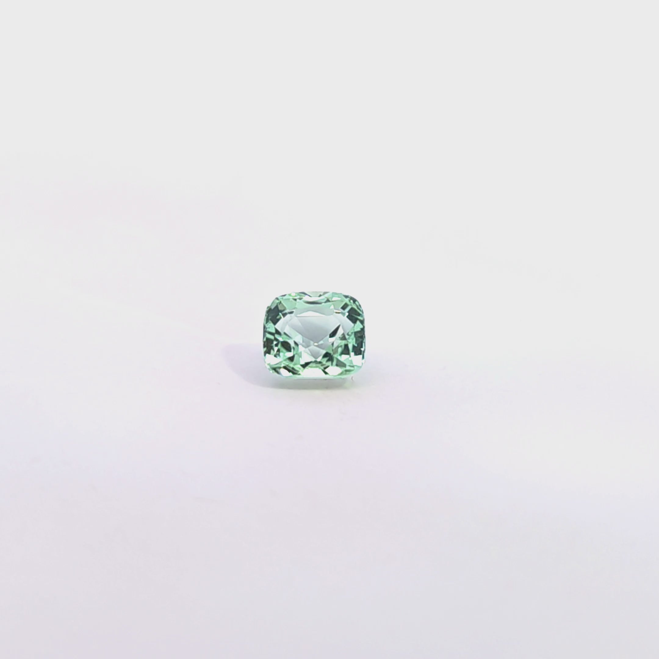 Natürlicher grüner Turmalin, 3.40ct
