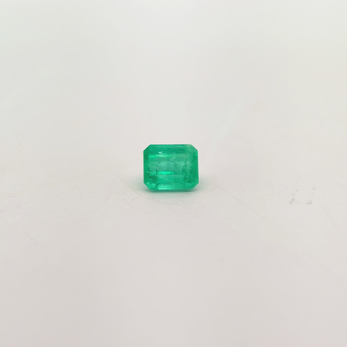 Moderat geölter kolumbianischer Smaragd, 1.25ct