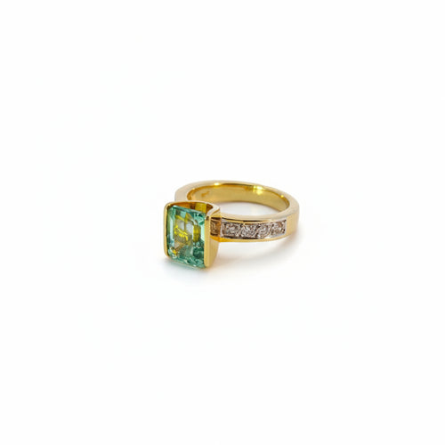 Damenring Gold 585 mit Lagoon Turmalin und Brillanten Seitenansicht 