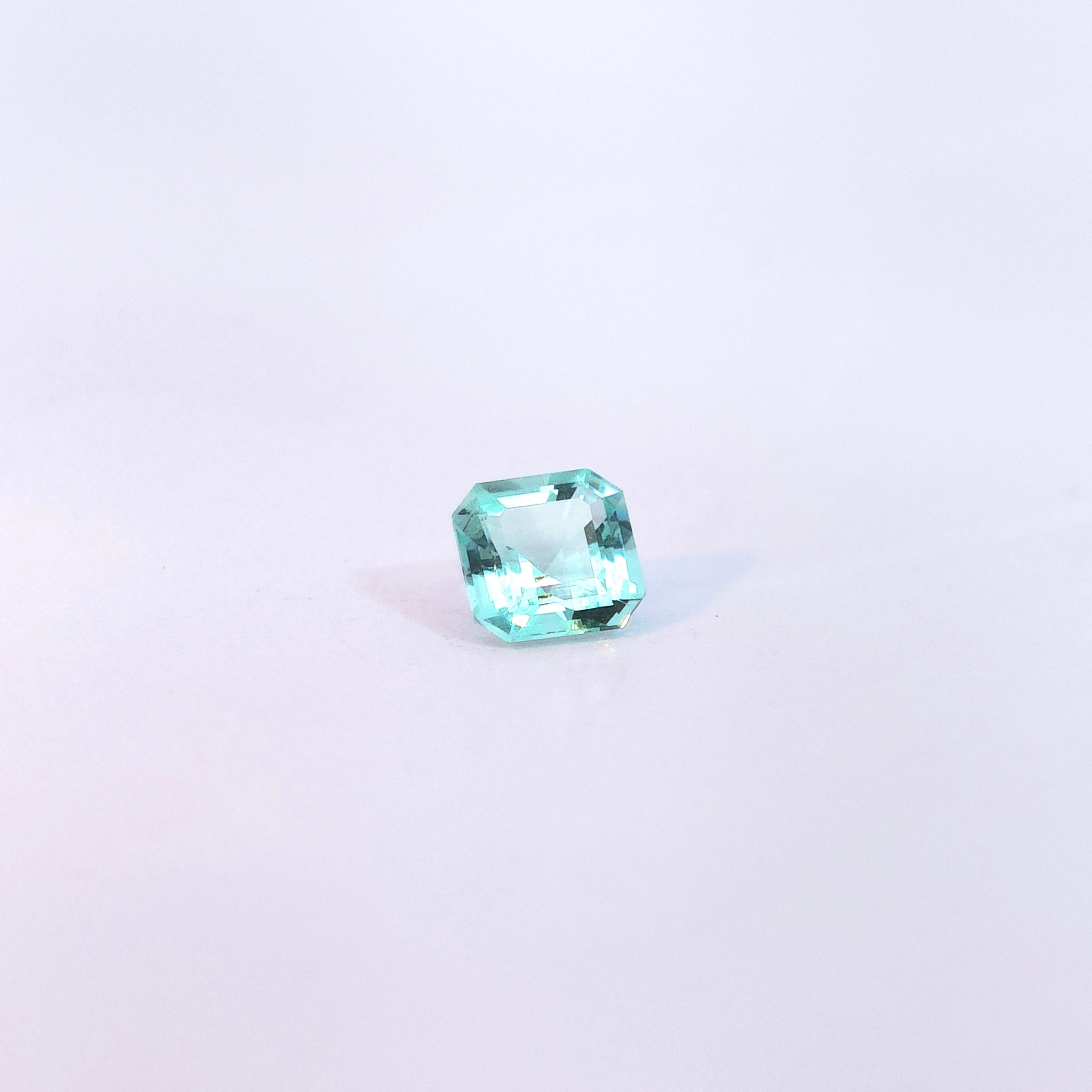 Ungeölter afghanischer Smaragd, 0.49ct