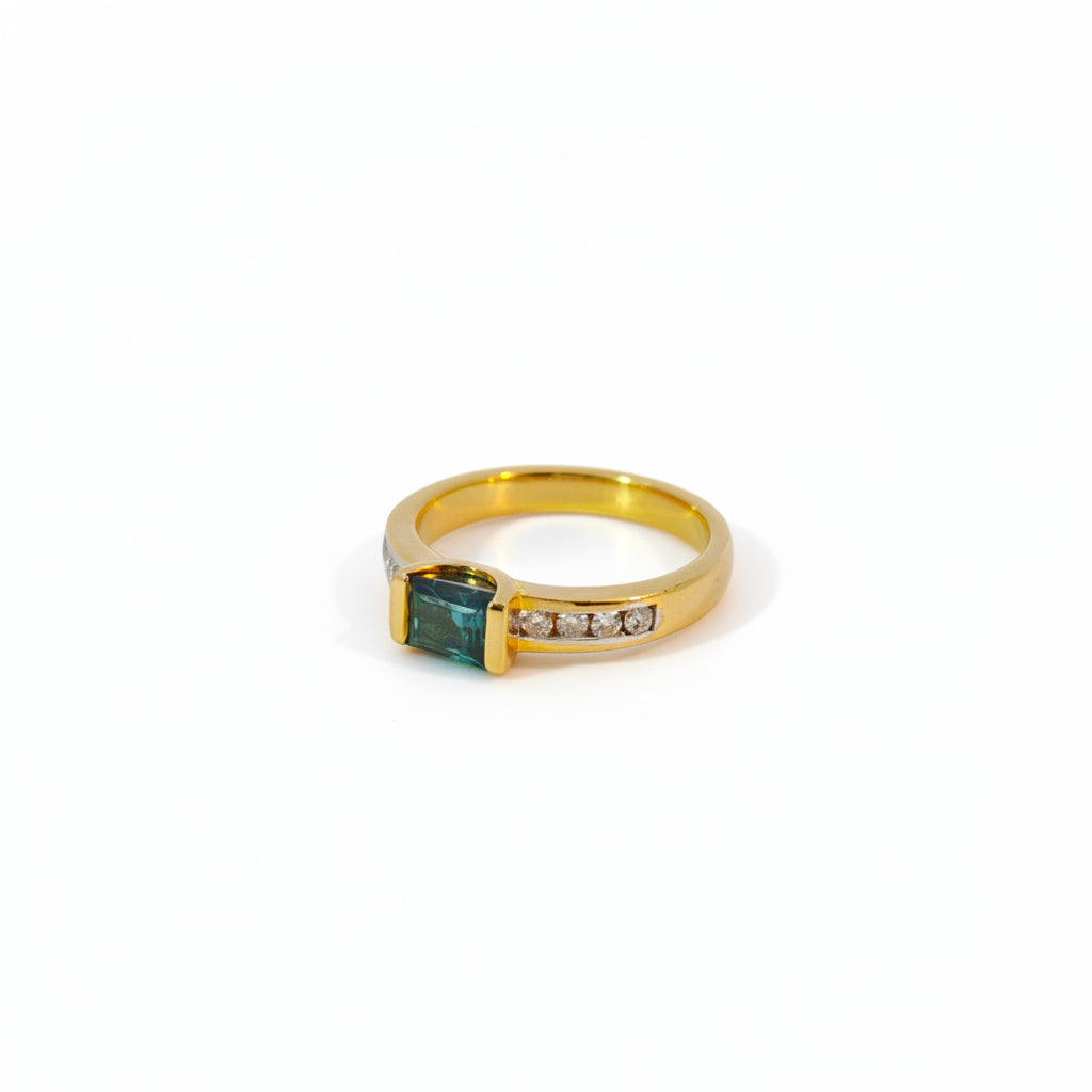 Damenring Gold 585 mit Paraiba Turmalin und Diamanten Seitenansicht 